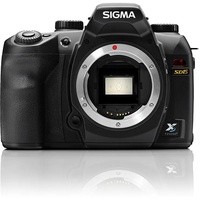 SIGMA SD15 + 18-200mm DC