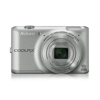 Nikon Coolpix S6400 silber