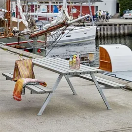 Plus Alpha 177 x 161 x 73 cm Graubraun