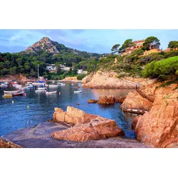 Fototapete PAPERMOON "COSTA BRAVA-STRAND KLIPPEN WALD SEE DORF GEBIRGE BOOTE", bunt, B:4,00m L:2,60m, Vlies, Tapeten