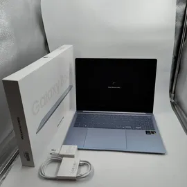 Samsung Galaxy Book4 Edge 16" Snapdragon X Elite 16 GB RAM 512 GB SSD Win11 Home