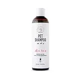 PET ESSENTIAL TREATMENT SUPPLIES PETS Sanftes Hundeshampoo Sensitiv Fell mit Aloe Vera - Rückfettendes Shampoo für alle Hunderassen und Felltypen - Hundeshampoo Gegen Geruch 250 ml