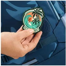 Coocazoo Mate breaking waves