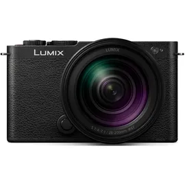 Panasonic Lumix DC-S9 jet black + 28-200 mm