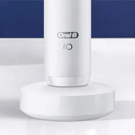 Oral-B iO Series 8 white alabaster