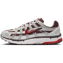 Nike P-6000 metallic summit white/dark pony/light iron ore/fire red 38,5