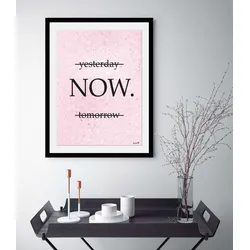 queence Bild »NOW.«, Sprüche & Texte-Schriftzug-Sprüche & Texte-Motivationsbilder, (1 St.), HD Premium Poster-Druck inkl. Holzrahmen queence Farbe Rahmen: schwarz + Farbe Bild(er): rosa