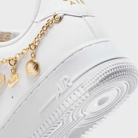 Nike WMNS Air Force 1 '07 LX Damen weiß 41 Schuhe