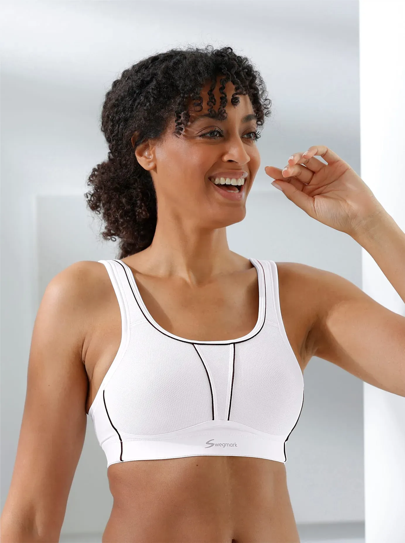 Sport-BH SWEGMARK OF SWEDEN, Damen, Gr. 105, Cup D, weiß, 55% Polyamid, 35% Polyester, 10% Elasthan, BHs Sport-BH