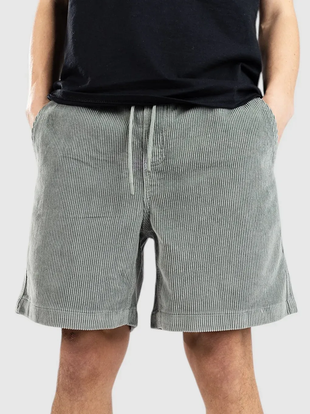 Blue Tomato Cord Easy Shorts iceberg green Gr. M