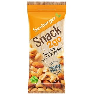 Seeberger Snack2go Nuss-Trio: Nuss-Kern-Mischung aus knackigen Mandeln, Erdnüssen und Cashewkernen - leckerer Begleiter in handlicher Größe - geröstet & gesalzen, vegan (12 x 50 g)