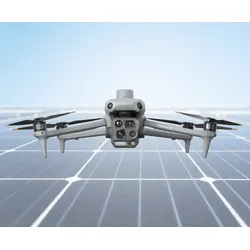 DJI Matrice 4 Thermal Drohnen-Set für Photovoltaik- und Solar-Inspektionen