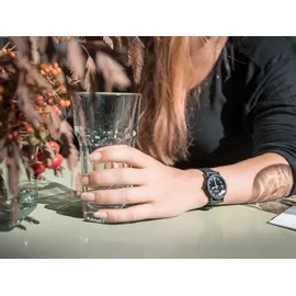 Mondaine Essence MS1.32120.RB Damenarmbanduhr