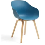 HAY - About A Chair AAC 222, Eiche lackiert / azure blue 2.0 (Kunststoffgleiter)