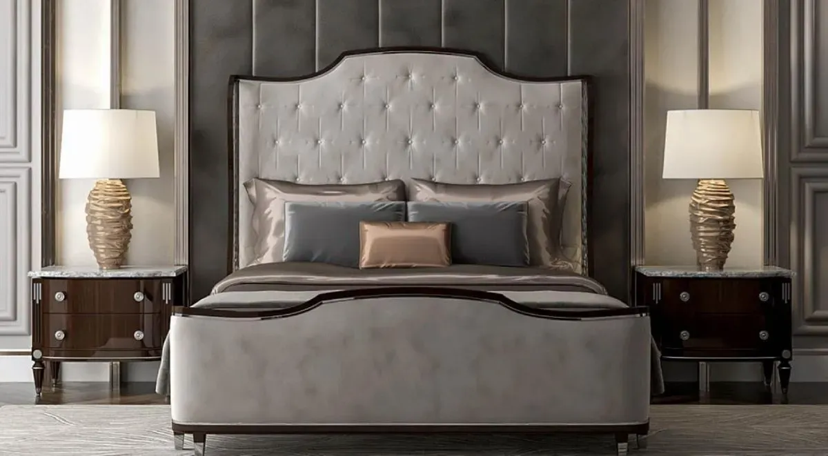 Casa Padrino Luxus Art Deco Schlafzimmer Set Grau / Dunkelbraun / Silber - 1 Doppelbett mit Kopfteil & 2 Nachtkommoden - Art Deco Schlafzimmer Möbel - Luxus Schlafzimmer Möbel - Luxus Einrichtung