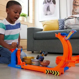 Mattel Hot Wheels Monster Trucks 2-in-1 Loop & Flip Challenge