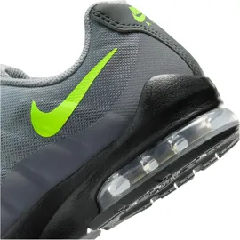 Nike Air Max Invigor Herren Grau 36
