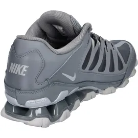 Nike Reax 8 TR Herren Grau 44,5