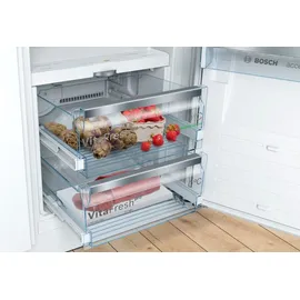 Bosch Serie 8 KIF51AFE0 Einbaukühlschrank (220 l, 1387 mm hoch)