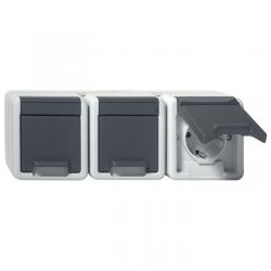 Gira IP 44 SCHUKO-Dreifachsteckdose - waagerecht (grau)