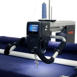 Bernina Q 16 PLUS mit 5-Fuß-Frame