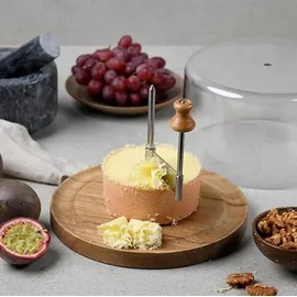 KESPER | Käsehobel mit Haube ausem Akazienholz | Ø 21,7 cm | Perfekt für Tête de Moine Käse