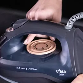 Ufesa Pv1100C Dampfbügeleisen schwarz