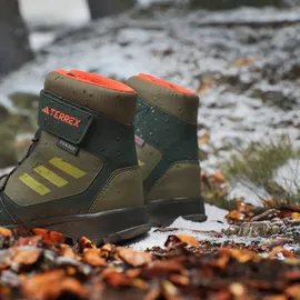 Adidas Terrex Snow Hook-And-Loop COLD.RDY Winter Wanderschuh Focus Olive / Pulse Olive / Impact Orange 38