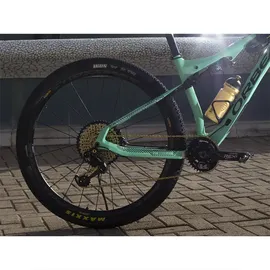 ALL MOUNTAIN STYLE Honeycomb Kettenstrebenschutz Kettenschutz Maze Schwarz Einheitsgröße