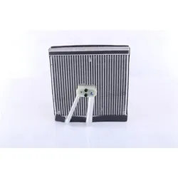 NISSENS Verdampfer, Klimaanlage mit Rohrleitung für SKODA VW SEAT AUDI 6Q0.820.103C 6Q0.820.103D 6Q0820103F 92321