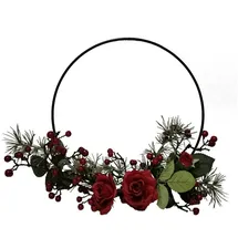 2474U Dekoring ROTE Rose naturgetreue Blüten Kunstblume im Metallring ca. 33 cm Ø mit Organzaband zum Aufhängen