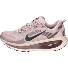 Nike Vomero 18 Damen Slim Particle Rose / Off Noir 40,5