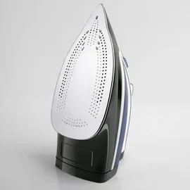 Black & Decker Dampfbügeleisen BXIR2402E blau