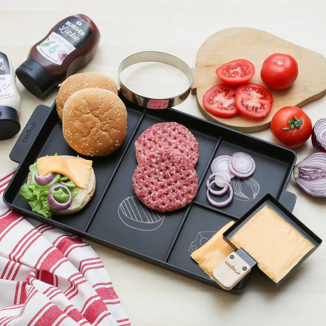 Cookut Burger Chef - Burger Set - Anrichteplatte f√or Burger 40x23cm - Burgerring, Pf√§nnchen - 3in1