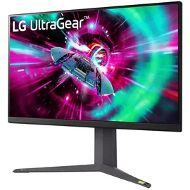 LG UltraGear 32GR93U-B.AEU 80cm (31,5") 16:9 IPS UHD Monitor HDMI/DP/USB 144Hz