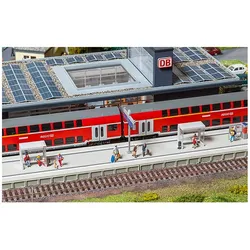 Faller 120202 - H0 - Moderner Bahnsteig mit Zubehör