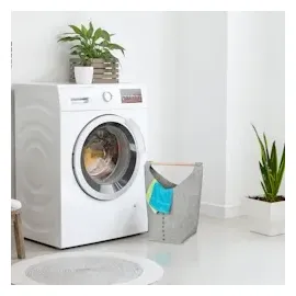 Relaxdays Wäschesammler aus Filz, 50 l, großer Wäschekorb für Bad, Schlafzimmer uvm., tragbar, faltbar, hellgrau/natur