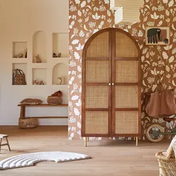 Kinderschrank Lisbeth aus Ulmenholz und Rattan