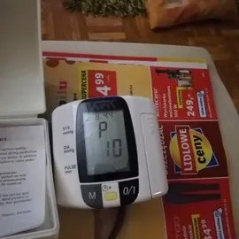 Omron RS4 Blutdruckmessgerät