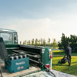 Makita Akku-Ladekoffer 40V max.