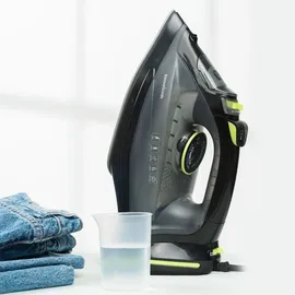 InnovaGoods Stiron 2400 W kabellos grün, schwarz