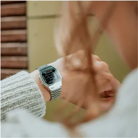 Casio ABL-100WE-1BEF Vintage Iconic Digitaluhr Bluetooth