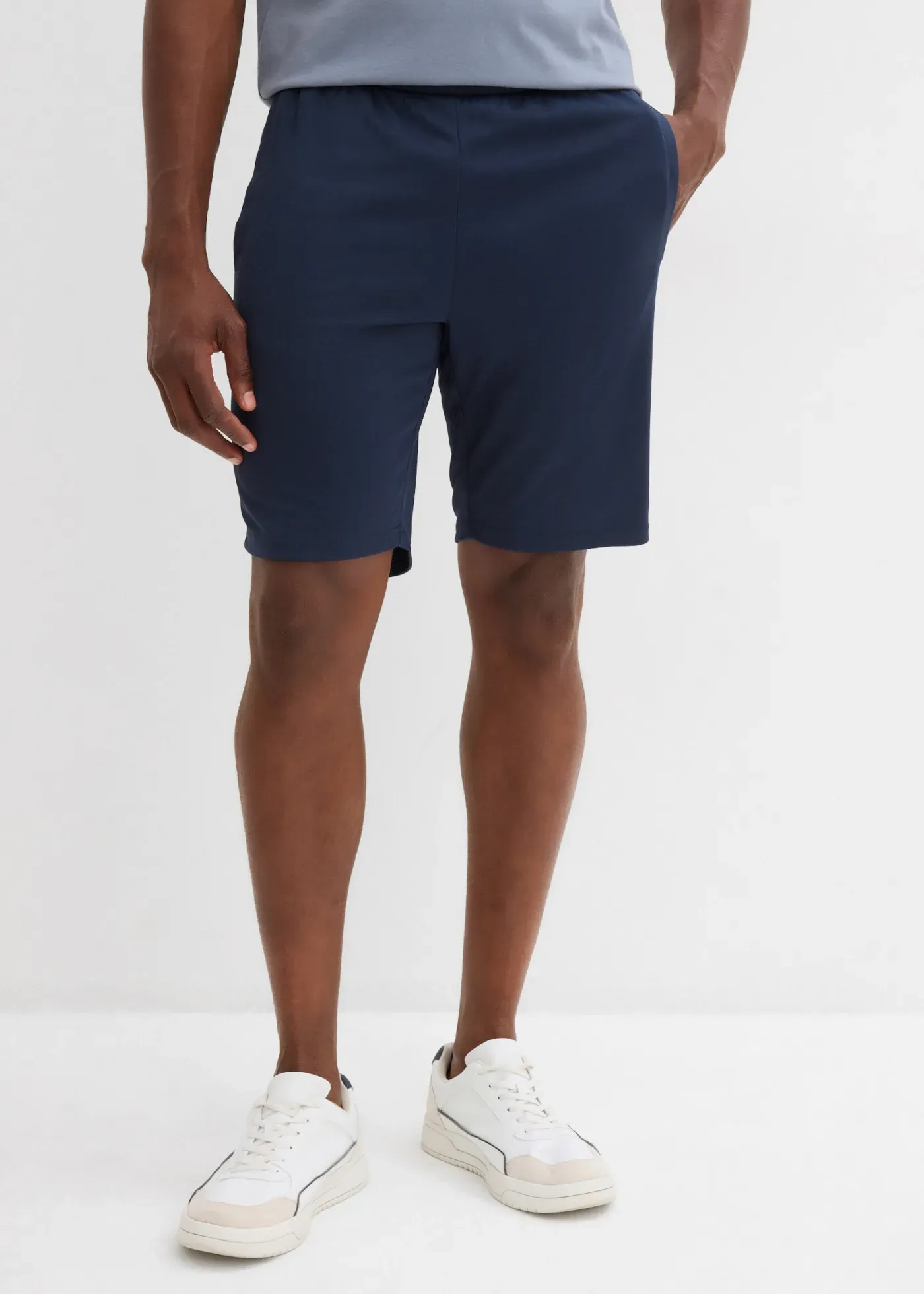 Shorts BONPRIX, Herren, Gr. 64/66, N-Gr, dunkelblau, Web, Obermaterial: 100% Polyester, regular fit, Hosen Shorts, aus Polyester, schnelltrocknend, Regular Fit