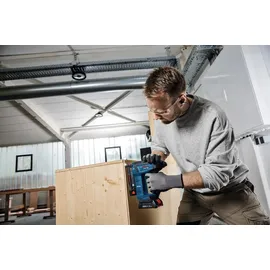 Bosch GNH 18V-35 Akku-Holznagler in L-BOXX