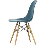 Vitra - Eames Plastic Side Chair DSW RE, Esche honigfarben / meerblau (Filzgleiter basic dark)