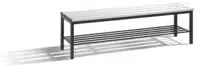 C+P Umkleidebank Basic mit Schuhrost, H420xB1500xT353mm Farbe Sitzleisten Lichtgrau Farbe Gestell Schwarzgrau
