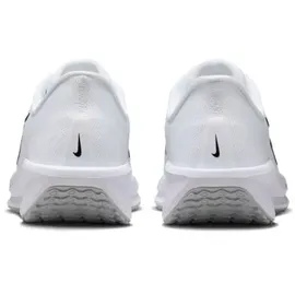 Nike Quest 6 Damen White / Black 40,5
