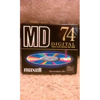 Maxell MD74 Mini Disc, 1