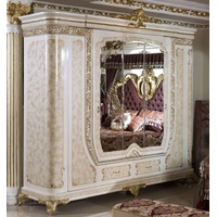 Casa Padrino Kleiderschrank Luxus Barock Schlafzimmerschrank Weiß / Beige / Gold - Prunkvoller Massivholz Kleiderschrank im Barockstil - Barock Schlafzimmer & Hotel Möbel - Edel & Prunkvoll