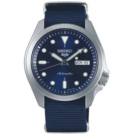 Seiko 5 Sports Nylon 40 mm SRPE63K1